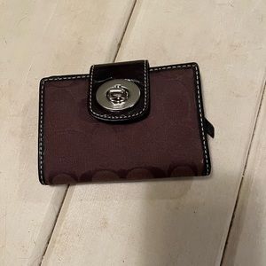 Coach wallet used in good condition